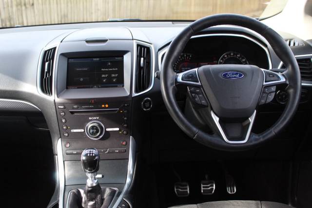 2016 Ford Edge 2.0 TDCi 180 Sport 5dr