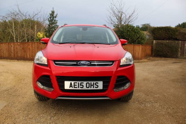Ford Kuga 2.0 TDCi 150 Titanium 5dr 2WD Hatchback Diesel Red