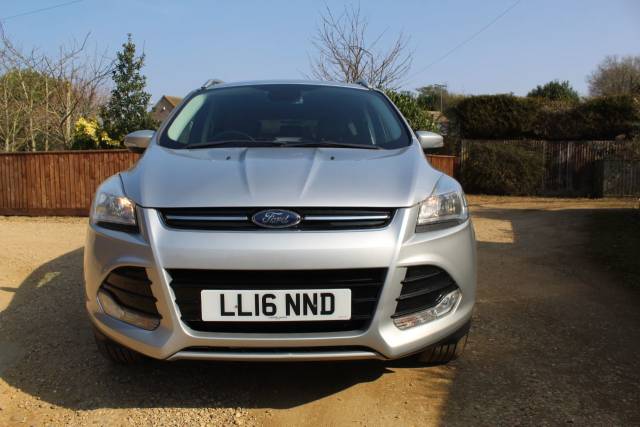 Ford Kuga 2.0 TDCi 180 Titanium 5dr Powershift Hatchback Diesel Silver