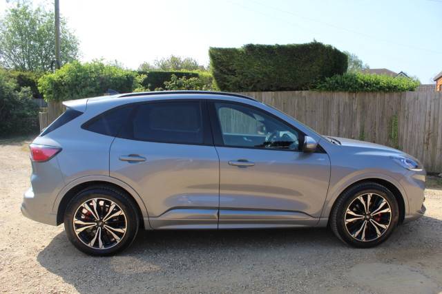 2024 Ford Kuga 2.5 FHEV ST-Line X Edition 5dr CVT