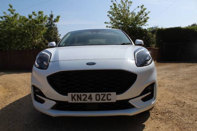 Ford Puma 1.0 EcoBoost Hybrid mHEV ST-Line 5dr Hatchback Petrol White