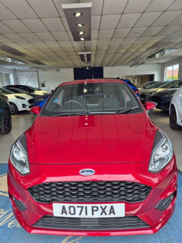 Ford Fiesta 1.0 EcoBoost 100 ST-Line Edition 5dr Hatchback Petrol Red