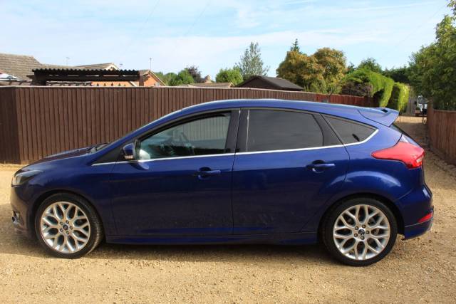 2015 Ford Focus 1.5 TDCi 120 Zetec S
