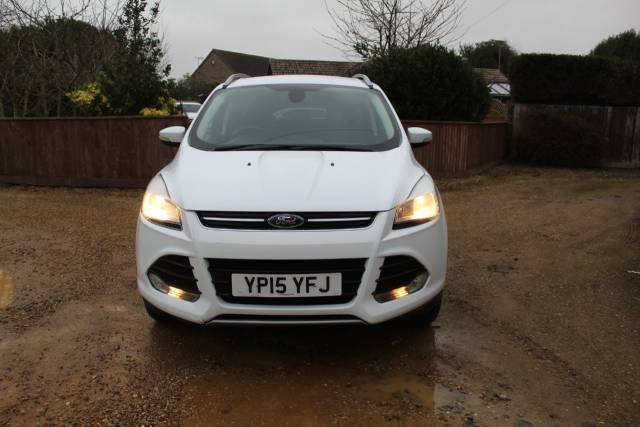 Ford Kuga 2.0 TDCi 150 Titanium 5dr 2WD Hatchback Diesel White