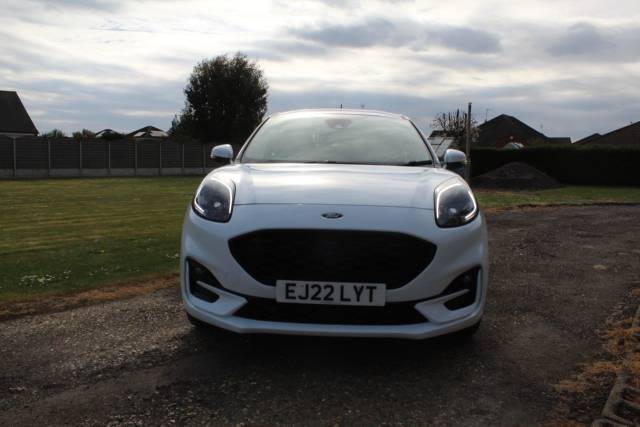 Ford Puma 1.0 EcoBoost Hybrid mHEV ST-Line 5dr DCT Hatchback Petrol White