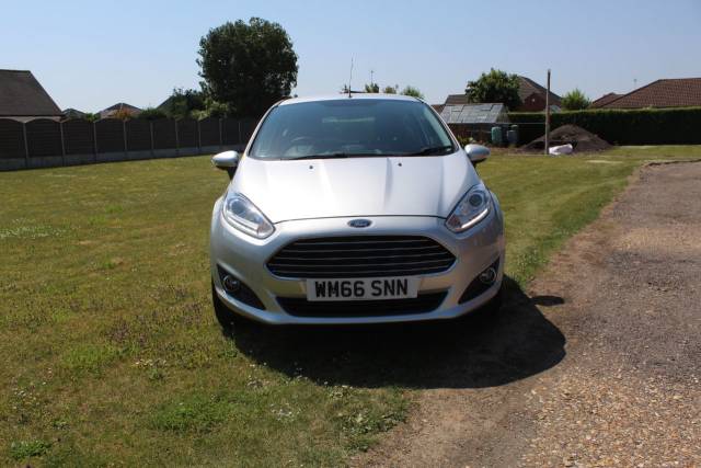 Ford Fiesta 1.25 82 Zetec 3dr Hatchback Petrol Silver