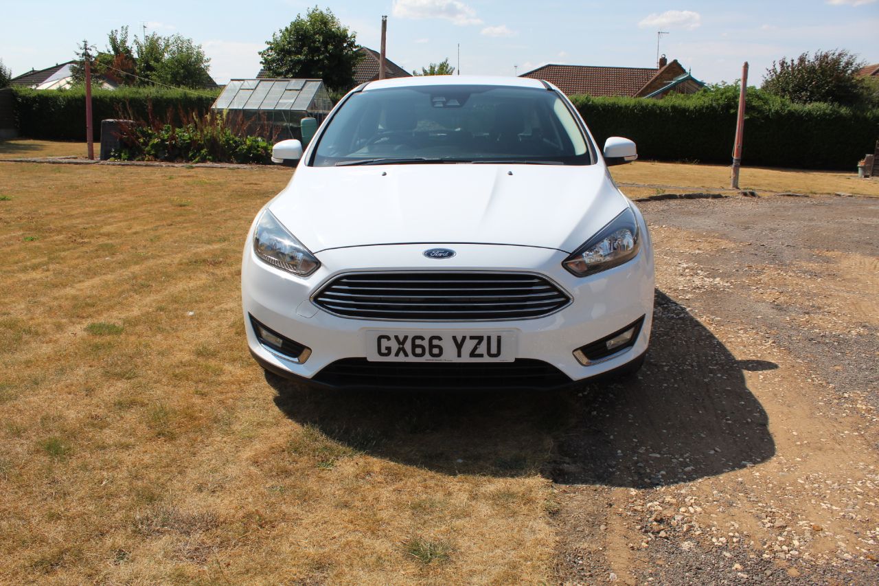 2017 FORD FOCUS
