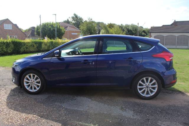2015 Ford Focus 1.6 125 Titanium 5dr Powershift