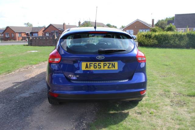2015 Ford Focus 1.6 125 Titanium 5dr Powershift